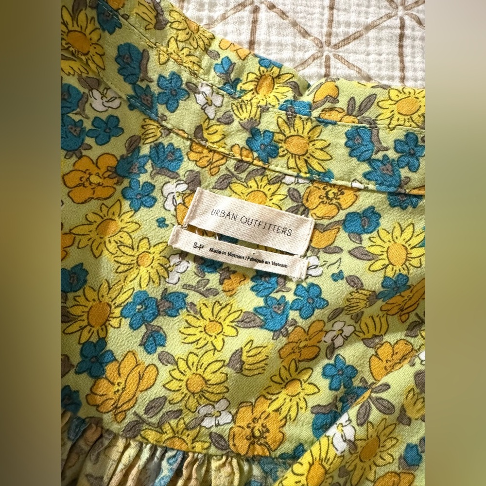 Urban Outfitters — Spring Day Wrap Midi Dress🌻 - Picture 4 of 5